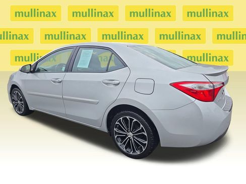 Used 2014 Toyota Corolla S Premium FWD image 10