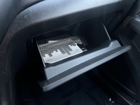 Used 2019 Chevrolet Equinox LT image 30