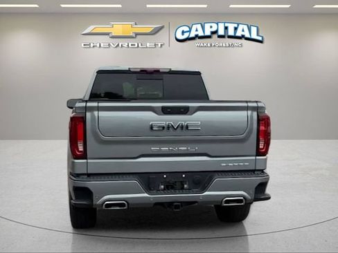 Used 2025 GMC Sierra 1500 Denali Ultimate AWD/4WD image 4