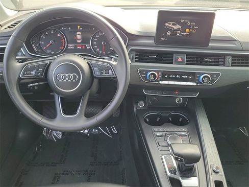 Used 2019 Audi A4 2.0T Premium image 11