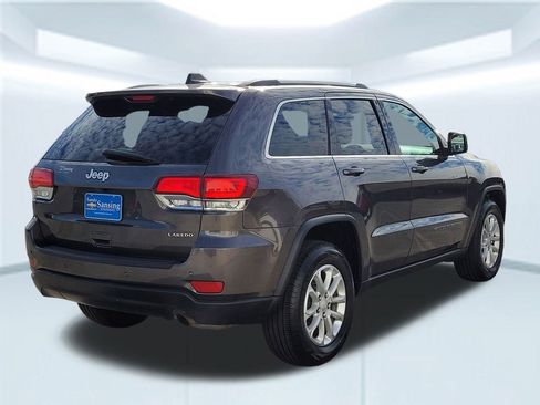 Used 2021 Jeep Grand Cherokee Laredo image 6