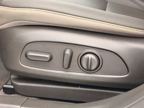 New 2025 Chevrolet Trax ACTIV w/ Driver Confidence Package image 18