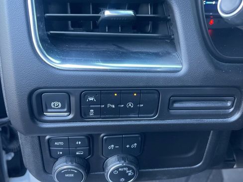 Used 2024 Chevrolet Tahoe RST image 9