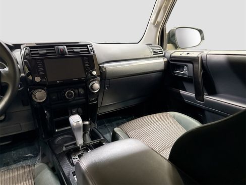 Used 2024 Toyota 4Runner TRD Off-Road image 22