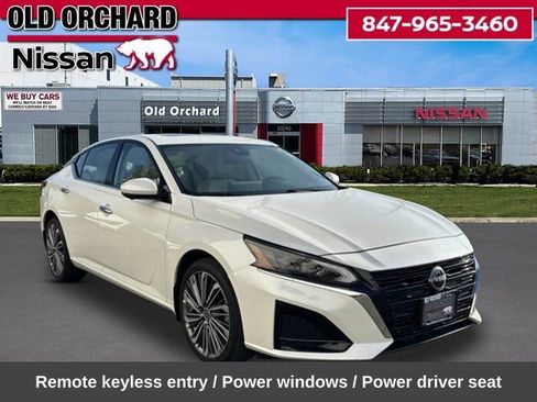 Used 2024 Nissan Altima 2.5 SL AWD/4WD image 5