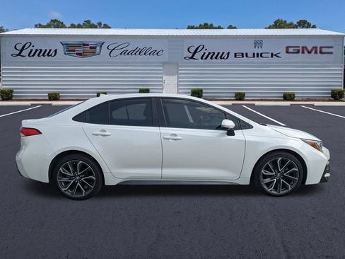 Used 2020 Toyota Corolla SE FWD image 3