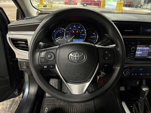Used 2015 Toyota Corolla LE FWD image 17
