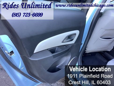 Used 2011 Chevrolet Cruze LT FWD image 19