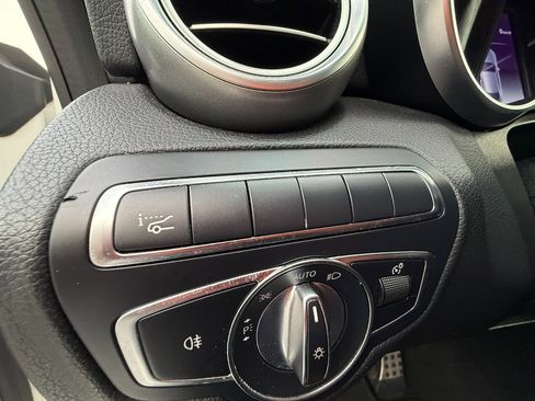 Used 2018 Mercedes-Benz C 300 Coupe image 27