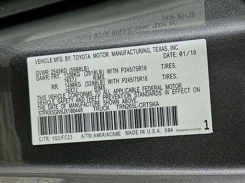 Used 2018 Toyota Tacoma SR5 w/ SR5 Appearance Package (SM) image 29