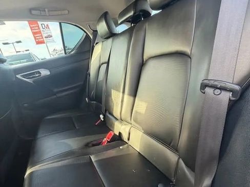 Used 2011 Lexus CT 200h Premium w/ Premium Audio Pkg FWD image 8