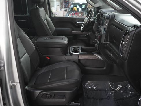 Used 2022 Chevrolet Silverado 3500 LTZ w/ LTZ Premium Package AWD/4WD image 11