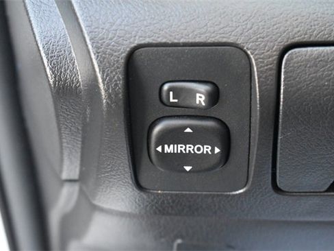 Used 2008 Toyota Camry SE image 22