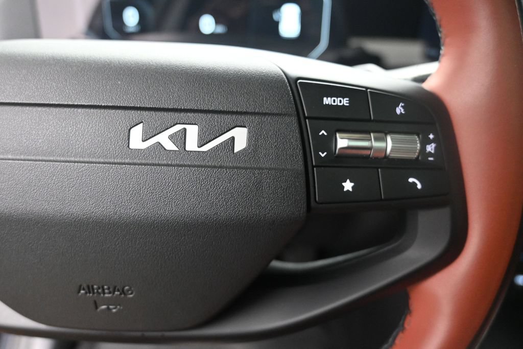 Used 2026 Kia Sportage SX FWD image 14