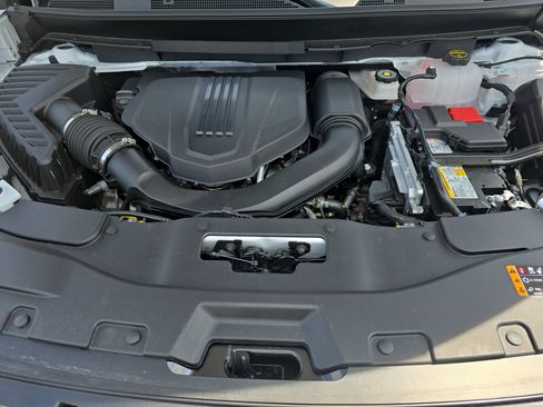 New 2025 GMC Acadia Elevation image 27