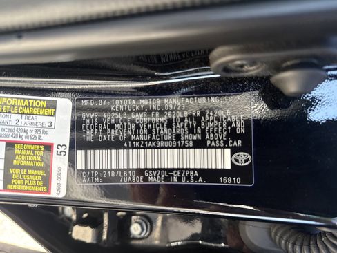 Used 2024 Toyota Camry XSE w/ Navigation Package image 31