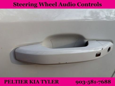 Used 2022 GMC Sierra 1500 AT4 w/ AT4 Preferred Package image 10