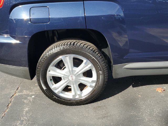 Used 2017 GMC Terrain SLE w/ Chrome Edition FWD image 5