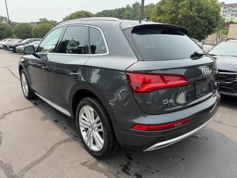 Used 2018 Audi Q5 2.0T Premium Plus w/ Premium Plus Package AWD/4WD image 2