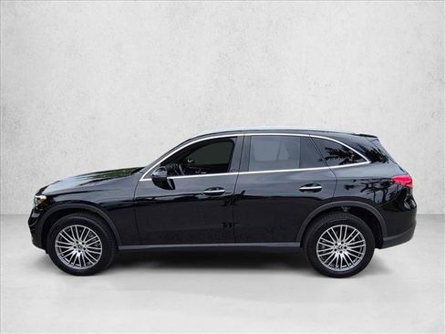 Certified 2026 Mercedes-Benz GLC 300 image 9