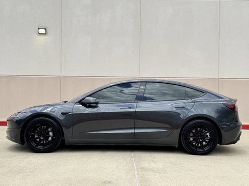 Used 2024 Tesla Model 3 Long Range RWD image 2
