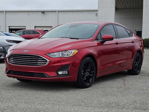 Used 2020 Ford Fusion SE w/ Equipment Group 151A image 10