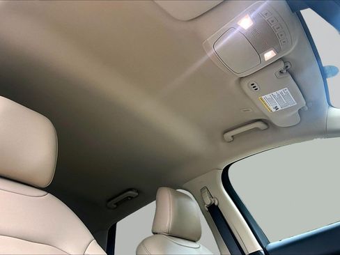Certified 2023 Ford Edge SEL w/ Convenience Package AWD/4WD image 17