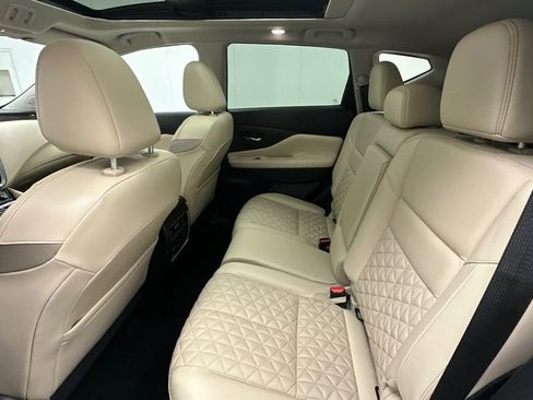Certified 2023 Nissan Murano Platinum w/ Cargo Package image 10