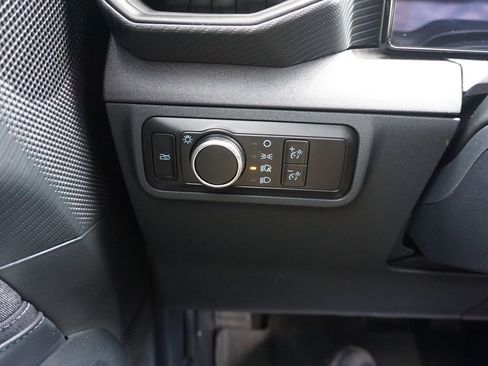 Used 2025 Ford Mustang Coupe RWD image 4