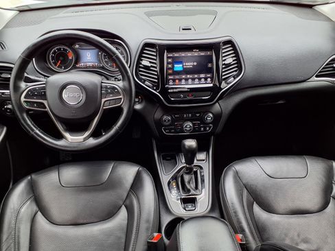 Used 2019 Jeep Cherokee Limited FWD image 5