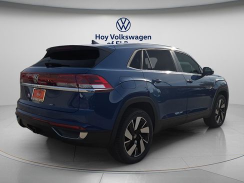 New 2026 Volkswagen Atlas Cross Sport SE FWD image 3