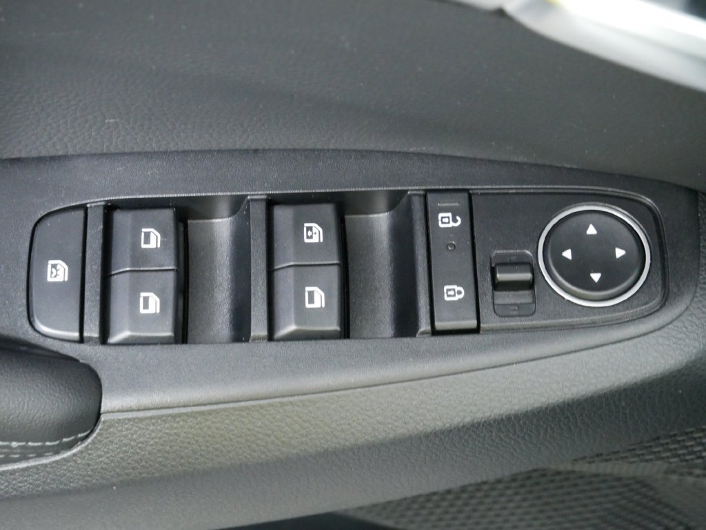 Used 2026 Kia Seltos S AWD/4WD image 24