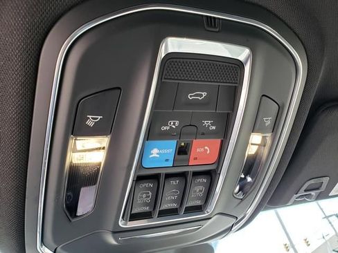 New 2024 Jeep Grand Cherokee L Limited w/ Black Appearance Package image 27