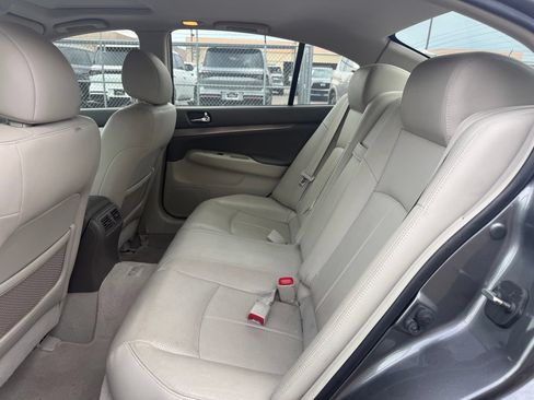 Used 2012 INFINITI G37 Journey w/ Premium Pkg RWD image 10