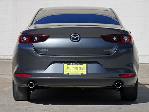 Used 2024 MAZDA MAZDA3 s FWD image 10