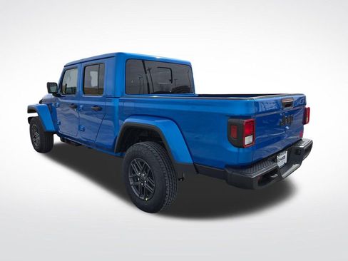 New 2026 Jeep Gladiator Sport image 5