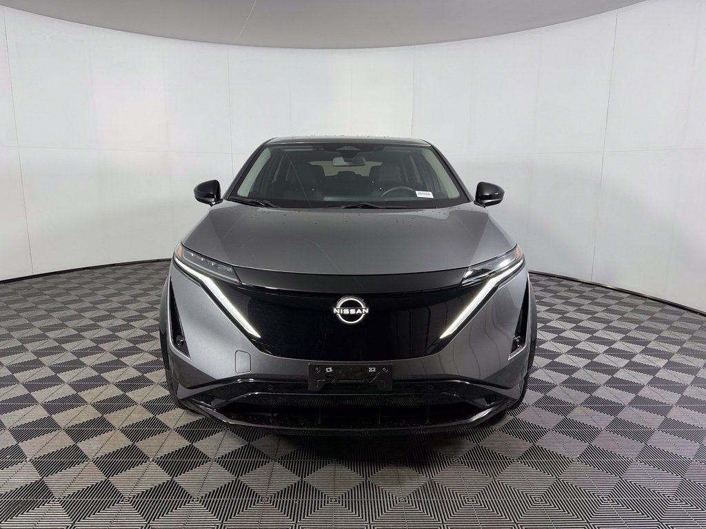 Used 2024 Nissan Ariya FWD image 2