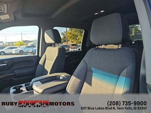 Used 2020 GMC Sierra 3500 SLE AWD/4WD image 12