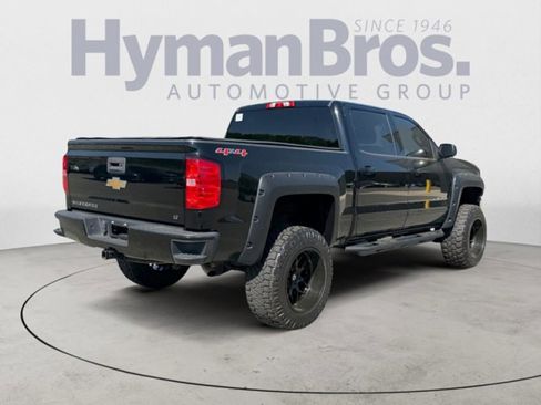 Used 2017 Chevrolet Silverado 1500 LT w/ All Star Edition AWD/4WD image 3