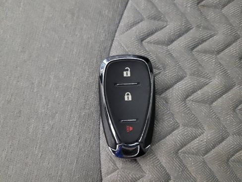 Used 2023 Chevrolet Equinox LS w/ LS Convenience Package AWD/4WD image 32