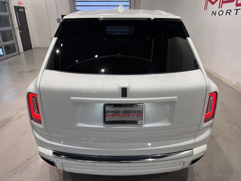 Used 2020 Rolls-Royce Cullinan image 17
