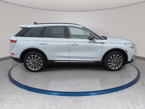 New 2026 Lincoln Corsair Reserve AWD/4WD image 4