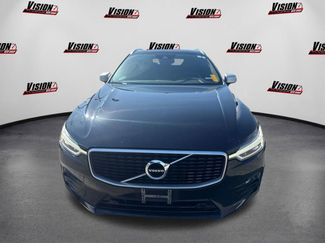 Used 2018 Volvo XC60 T5 R-Design w/ Convenience Package video 2