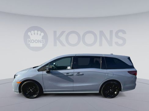 Used 2023 Honda Odyssey Sport image 7