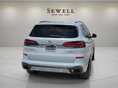 Used 2026 BMW X5 sDrive40i w/ M Sport Package RWD image 5