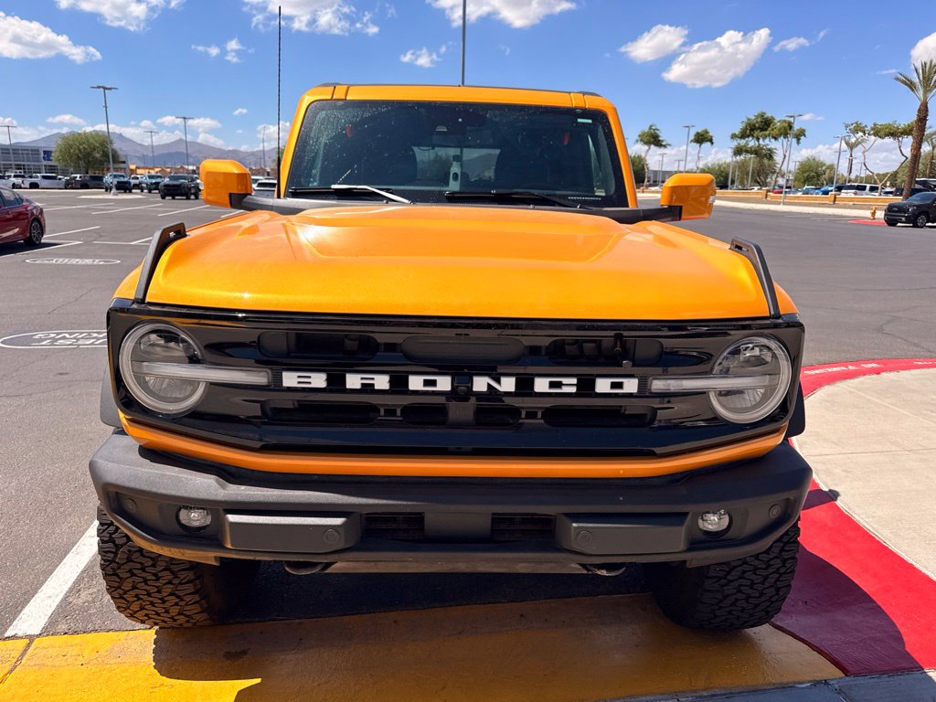 Used 2022 Ford Bronco Outer Banks AWD/4WD image 2