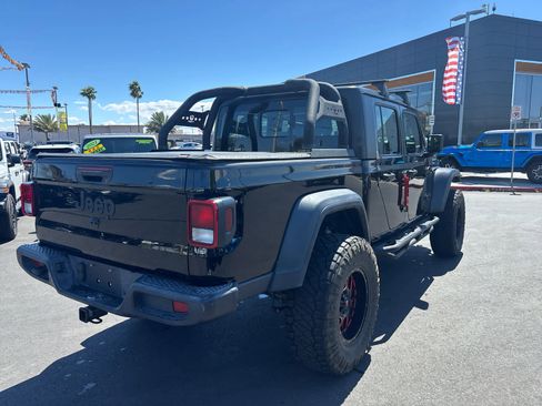 Used 2021 Jeep Gladiator Sport image 5