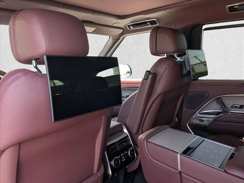 Certified 2023 Land Rover Range Rover Autobiography AWD/4WD image 21