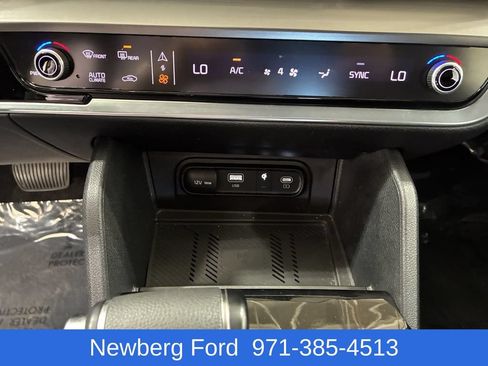 Used 2023 Kia Sportage EX FWD image 19