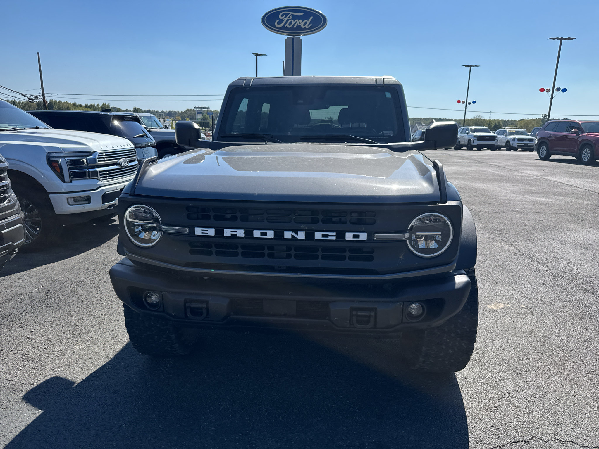 Used 2022 Ford Bronco Black Diamond w/ Sasquatch Package AWD/4WD image 2